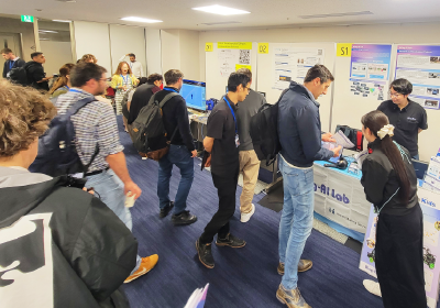2026年5月25日（月）～28日（木）国際学会　「IEEE International Conference on Automatic Face and Gesture Recognition（FG 2026）」にてWing-AI Labの紹介を行いました。